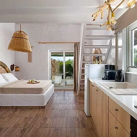Elefteria Apts &