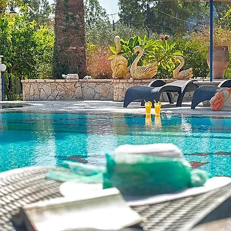 Hotel Elefteria Apts &
